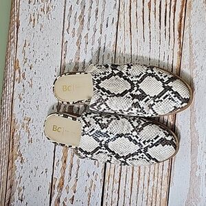 BC Born in California sz 8.5 snake print mules shoes SH274